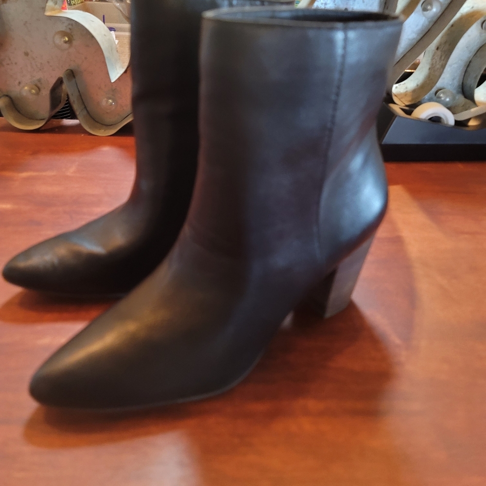 Lucky Brand Women's Yubal Bootie Sz.5 1/2 Pre-owned